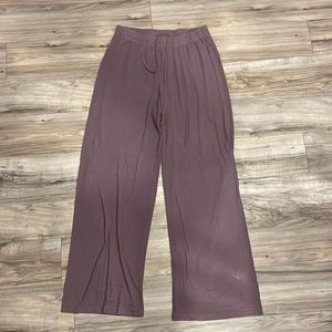 Skims wide leg pajama pant. Very stretchy material, purple color size large